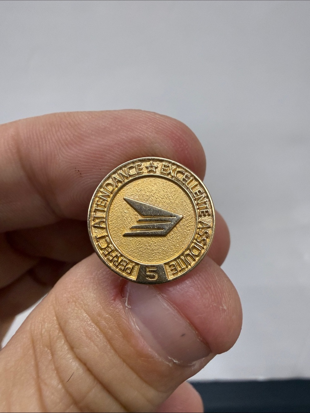 Gold 1/10 10K GF Canada Post Service Attendance Excellence Lapel Pin - 5 Year